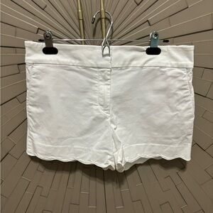 White loft shorts